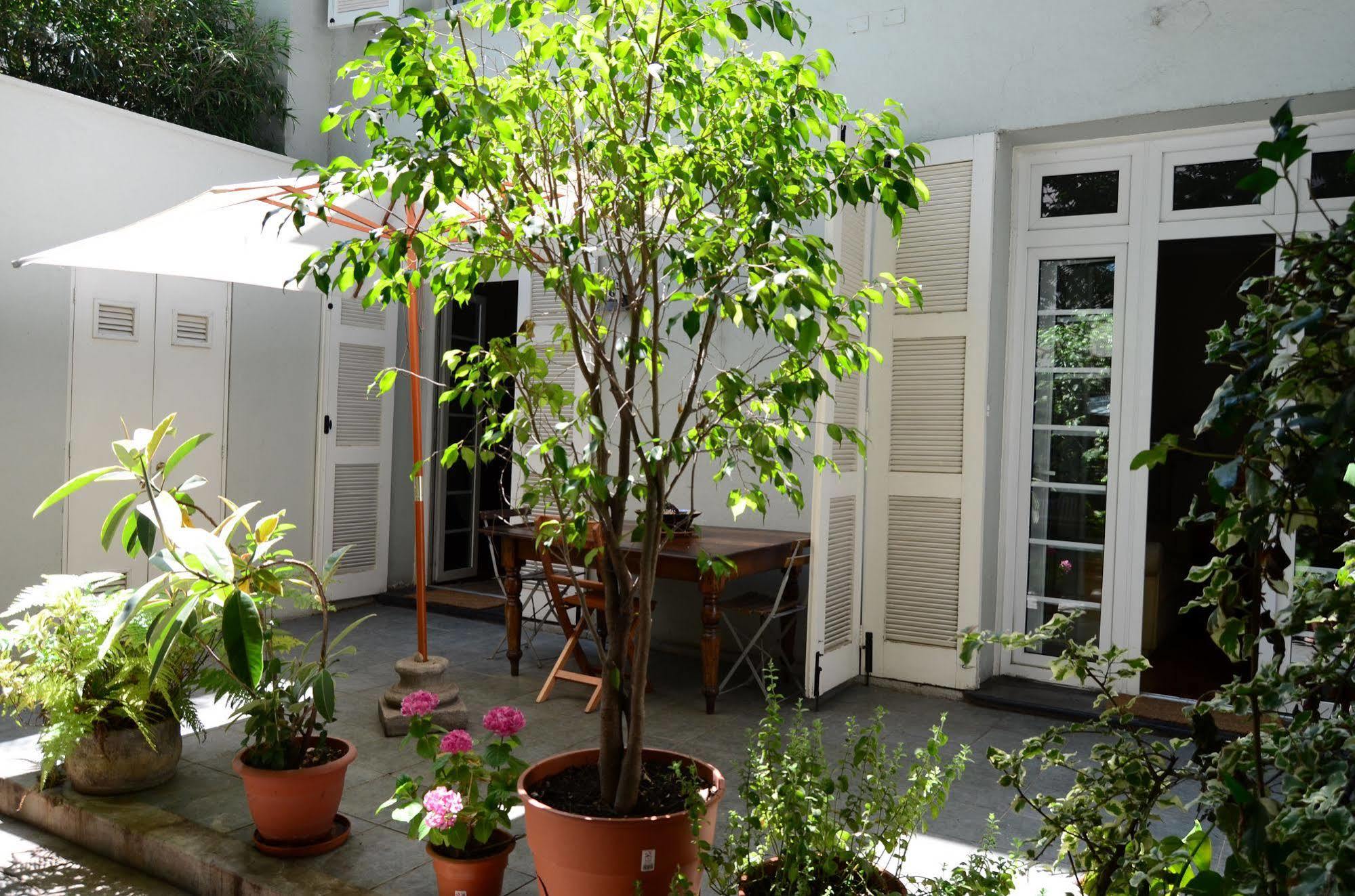 Vilafranca Petit Hotel Сантьяго Экстерьер фото