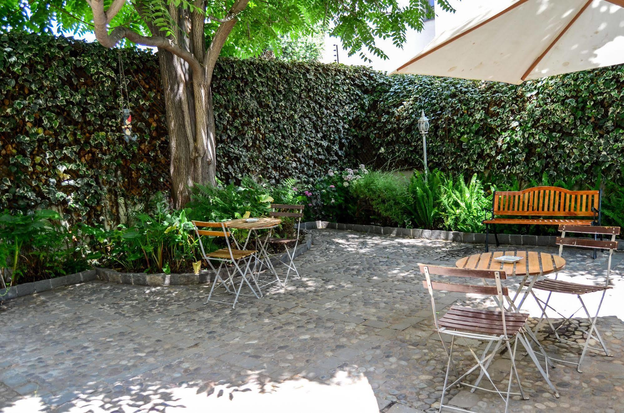 Vilafranca Petit Hotel Сантьяго Экстерьер фото